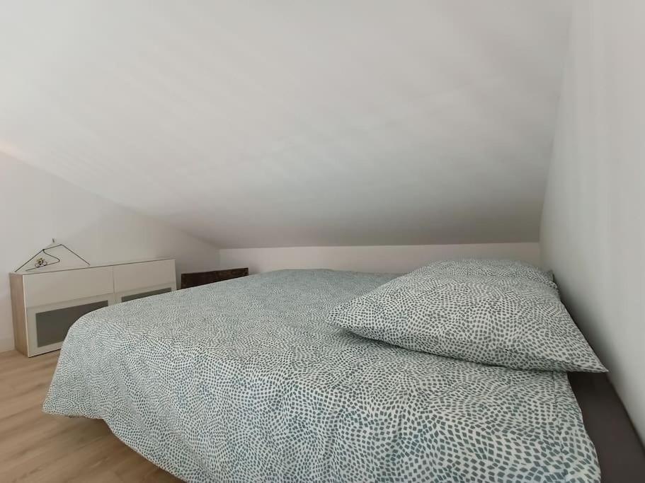 Gite De Charme Avec Jacuzzi Face Au Mont Ventoux Crestet Bagian luar foto